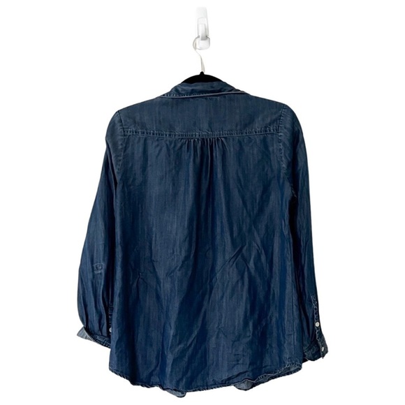 SOFT JOIE Blue Button Down Chambray Long Sleeve Top Sz Medium - Picture 3 of 5